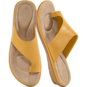 Summer Flat Sandals for Women: Comfortable Walking Dressy Slides for 2025 – Ladies Orthopedic Casual Shoes Indoor Outdoor(Yellow)